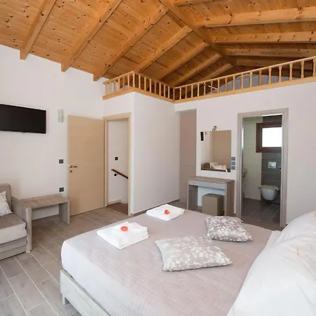 Bed & Breakfast Erikousa Palace Double